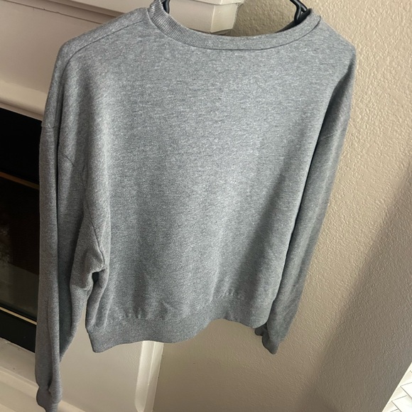 Wild Fable Heather Gray Sweatshirt - Picture 4 of 4
